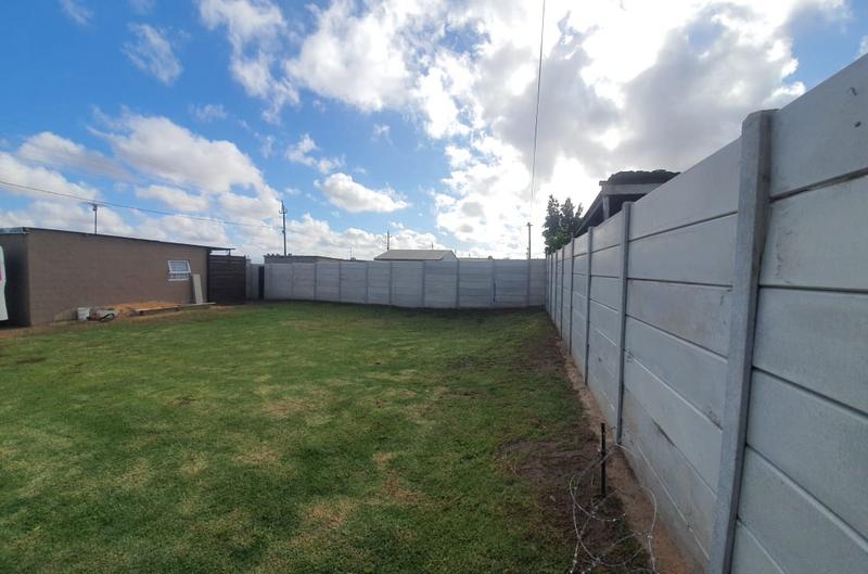 1 Bedroom Property for Sale in Theronville Western Cape